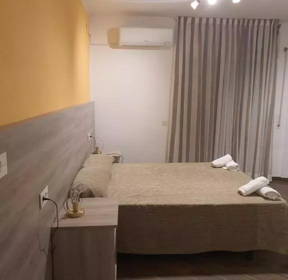پانسیون Pensió Costa Brava