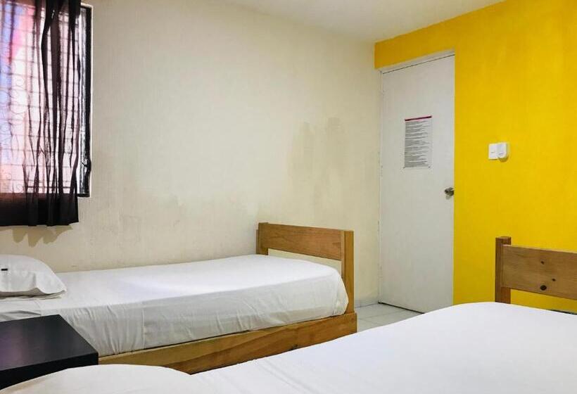 Casa Bugambilias Cancun Hostel