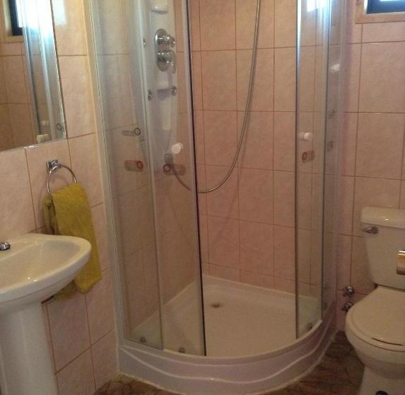 هاستل Hostal Monica