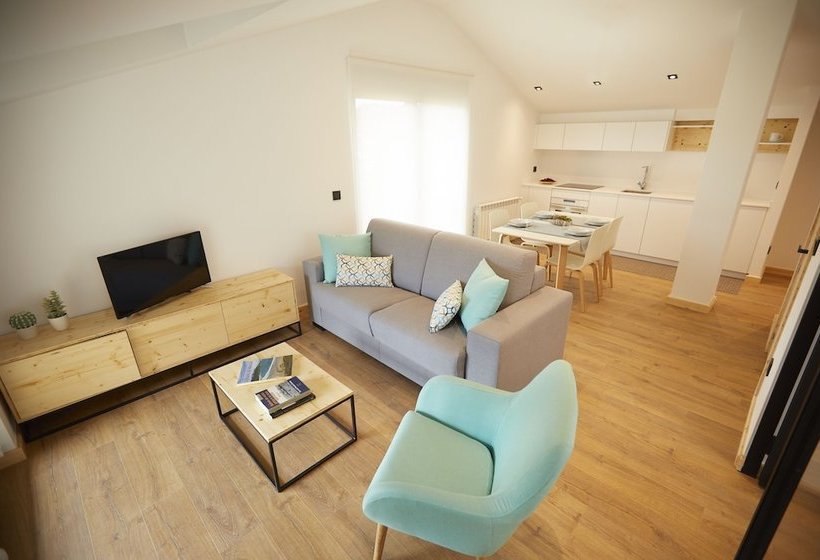 Apartamentos Arumes Do Mar E Montaña Viveiro