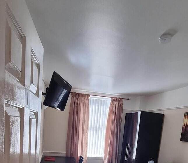 مبيت وإفطار Comfort Rooms