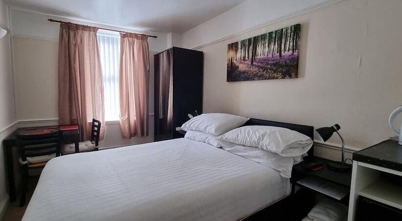 مبيت وإفطار Comfort Rooms