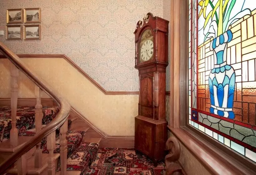 Aamiaismajoitus (B&B) Hollycroft