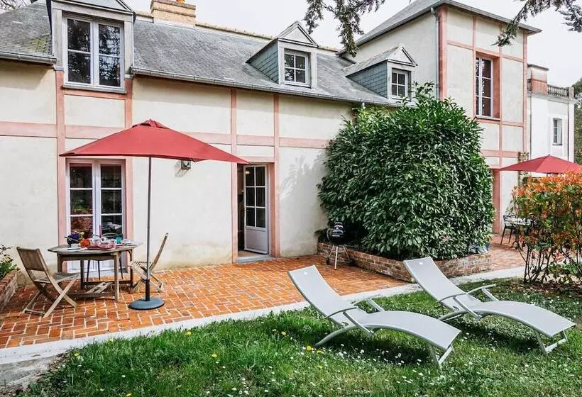 Chateau De Lourdes Cancale   St Malo