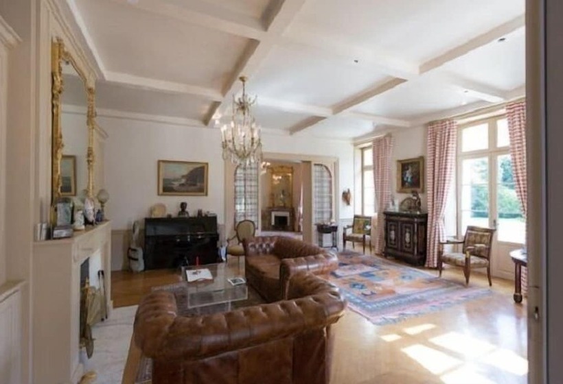 Chateau De Lourdes Cancale St Malo