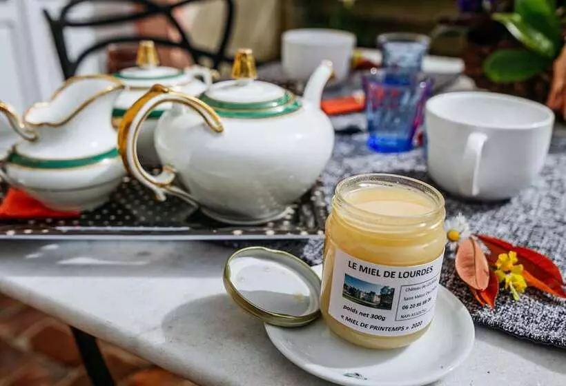 Chateau De Lourdes Cancale   St Malo