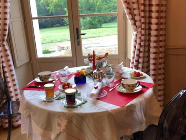 Chateau De Lourdes Cancale St Malo