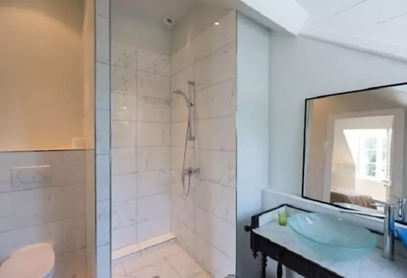 Chateau De Lourdes Cancale   St Malo