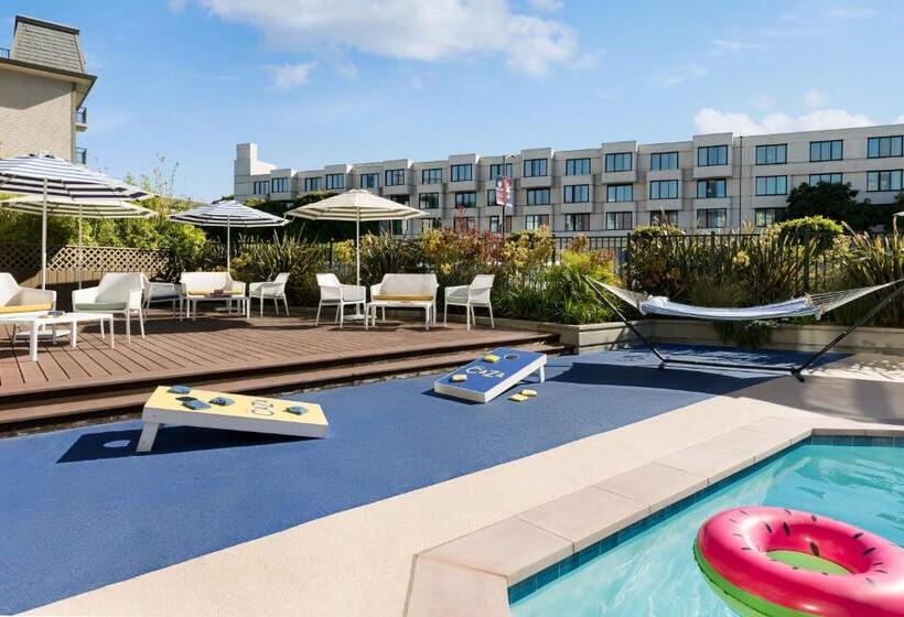 فندق Caza Fishermans Wharf