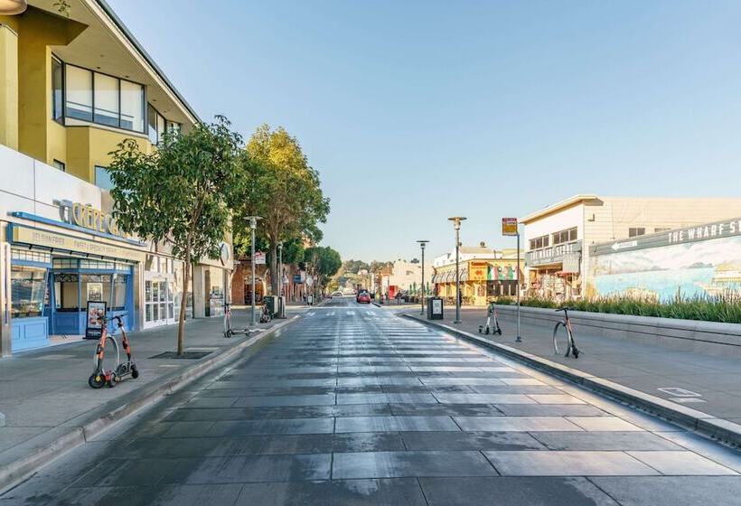 فندق Caza Fishermans Wharf