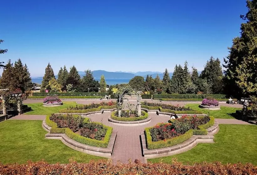 هتل Caza Fishermans Wharf