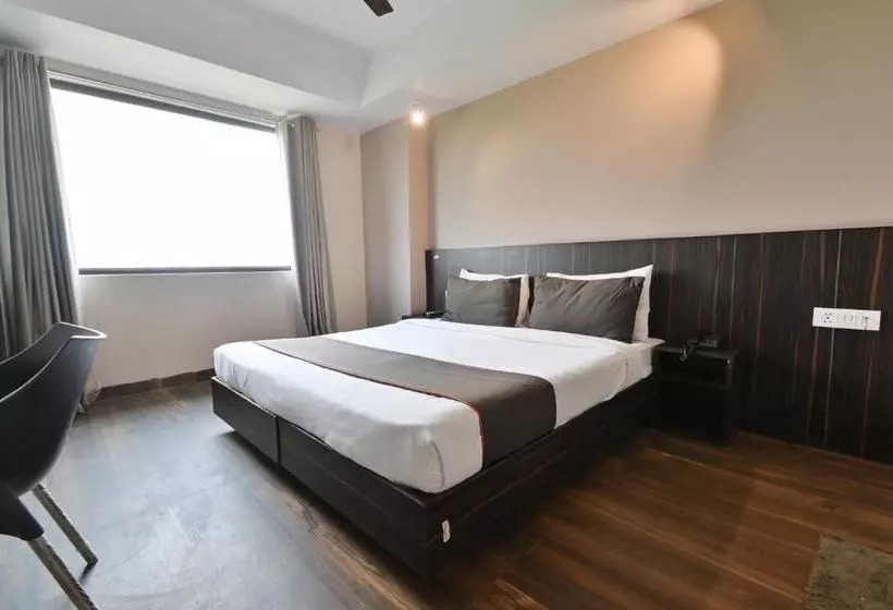 Hotel Collection O 30086 Dwarka Sector 9