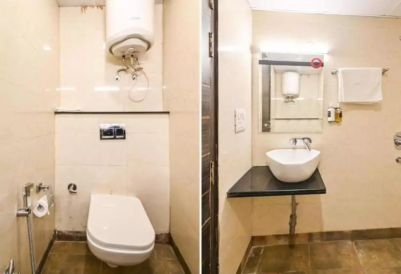 Hotel Collection O 30086 Dwarka Sector 9