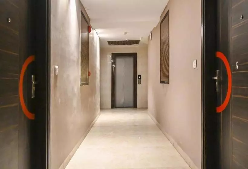 Hotel Collection O 30086 Dwarka Sector 9