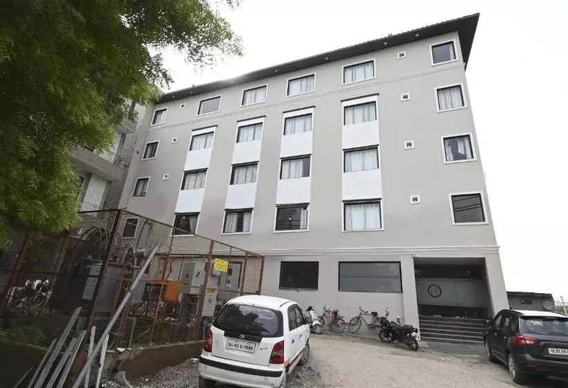 Hotel Collection O 30086 Dwarka Sector 9
