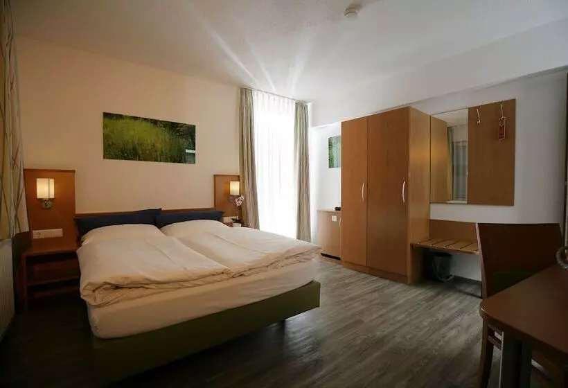 Hotelli Drei Kaiserberge