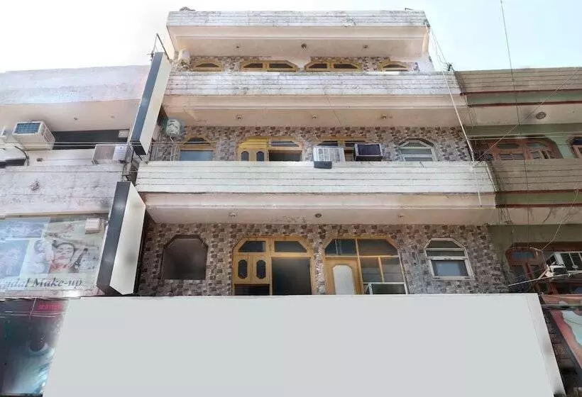 ホテル Jalandhar Guest House By Oyo Rooms
