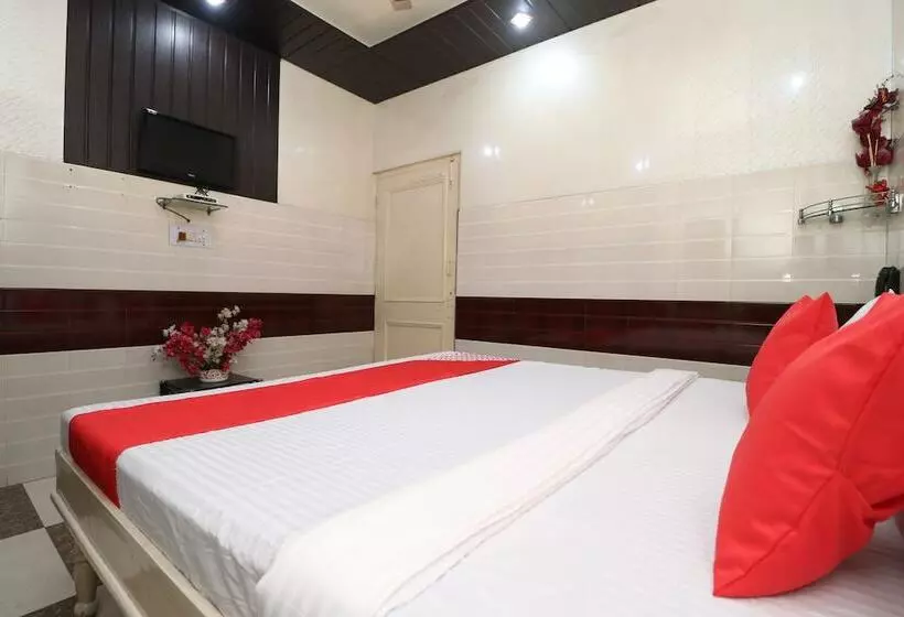 ホテル Jalandhar Guest House By Oyo Rooms