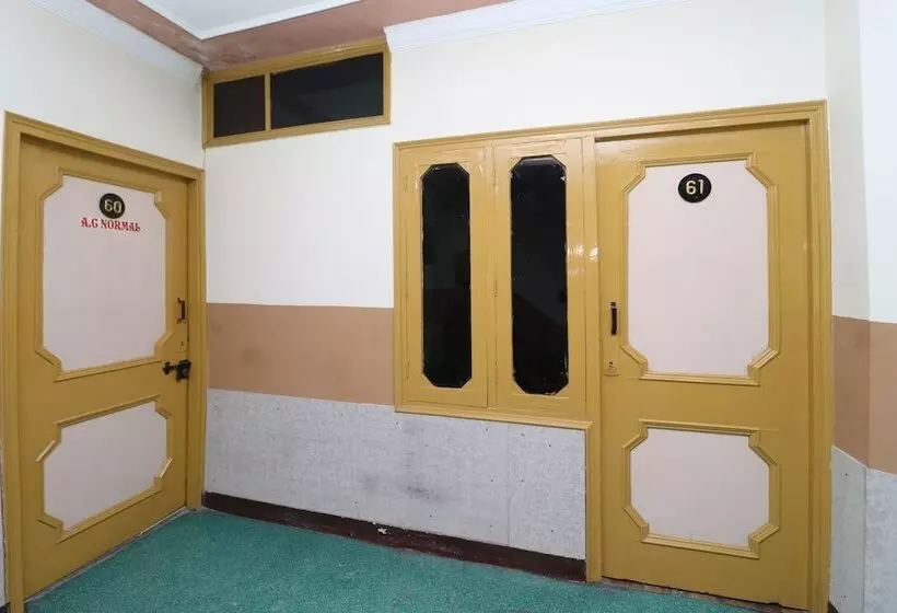 ホテル Jalandhar Guest House By Oyo Rooms