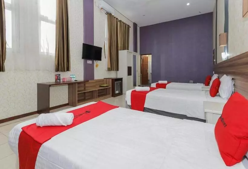 Hotelli Reddoorz Syariah @ Klojen Malang