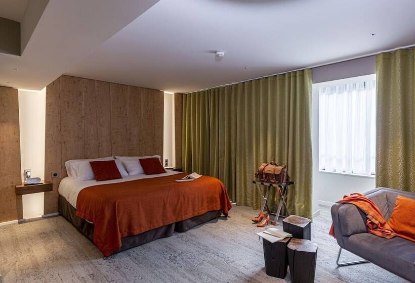 酒店 & Restaurant Sodade