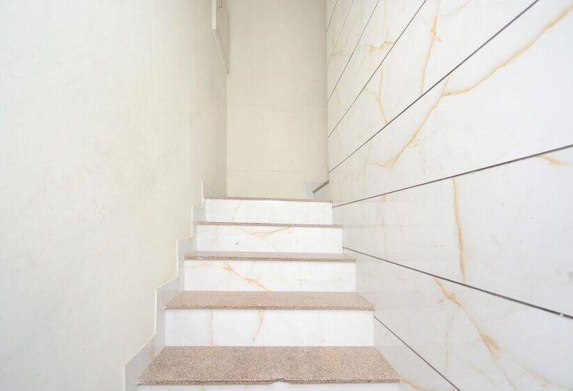 Hotel Vaishno By Oyo Rooms