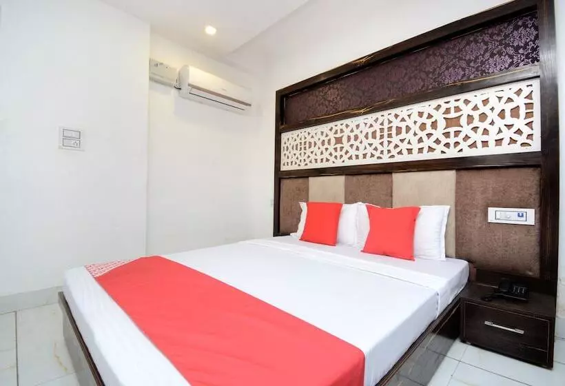 ホテル Vaishno By Oyo Rooms