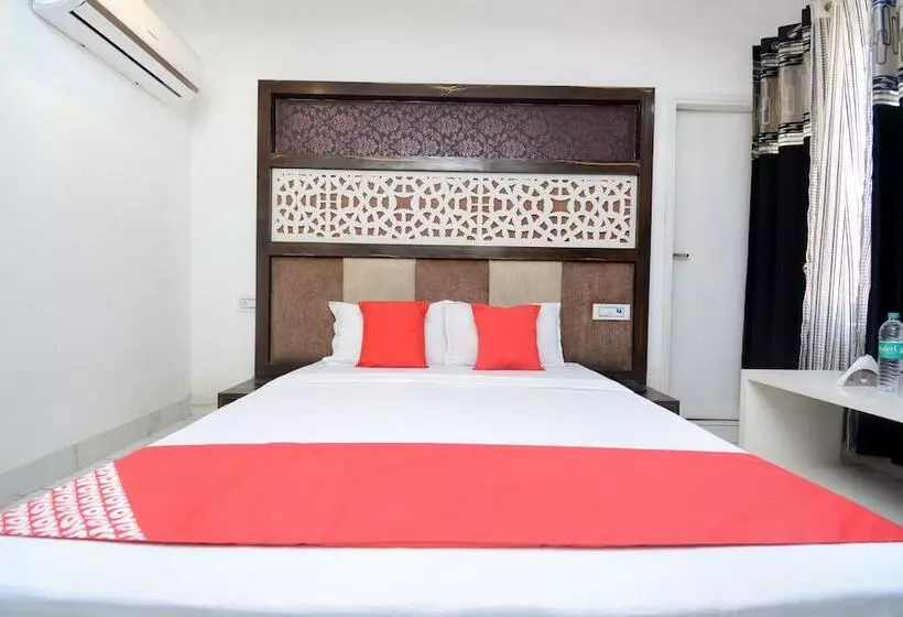 ホテル Vaishno By Oyo Rooms