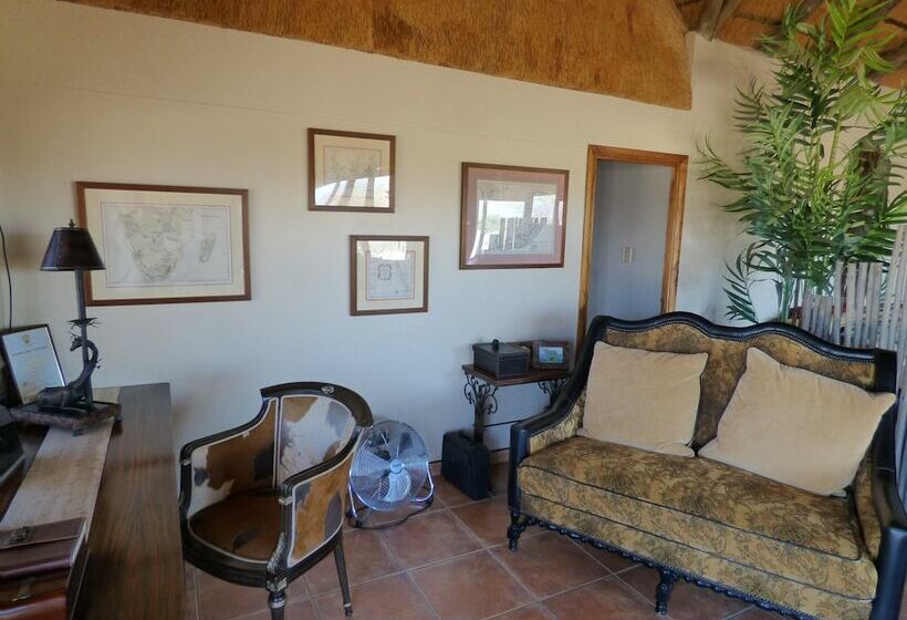 پانسیون Babson House @ Cheetah Conservation Fund