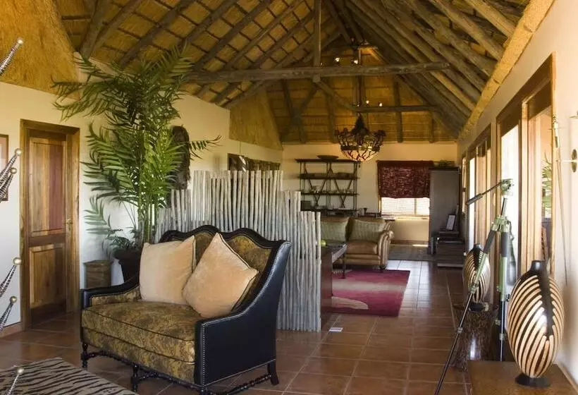 پانسیون Babson House @ Cheetah Conservation Fund