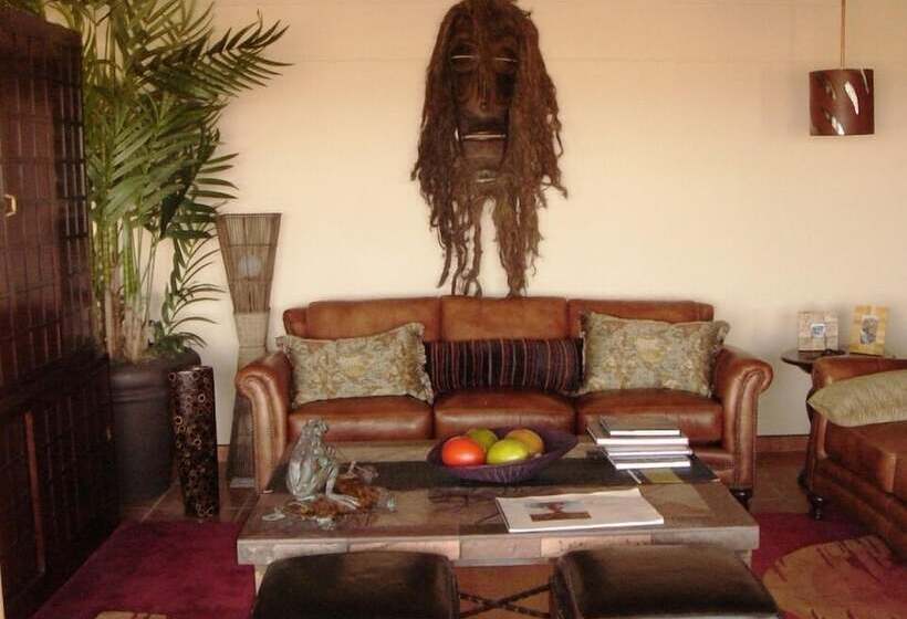 پانسیون Babson House @ Cheetah Conservation Fund