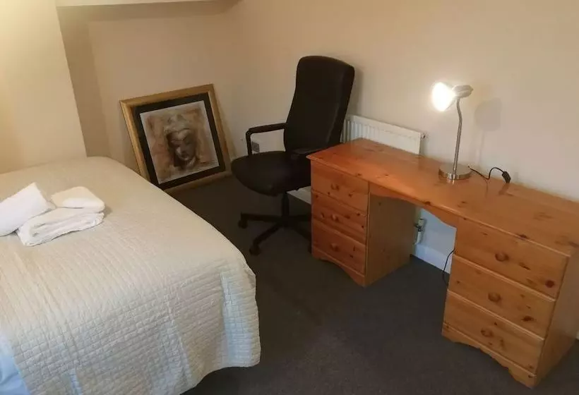 Majatalo Metrolets 1