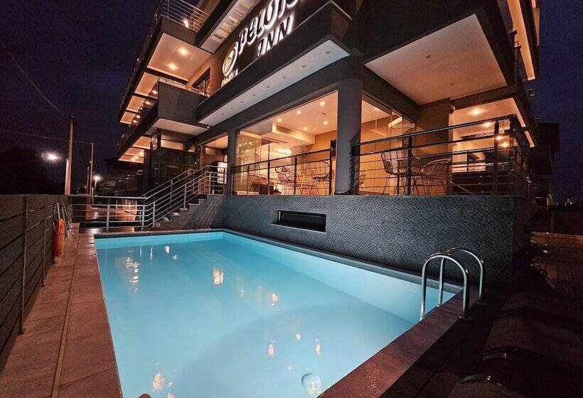 פנסיון Peloton Inn