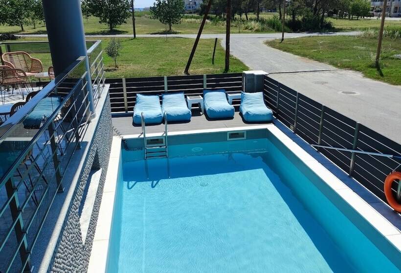 פנסיון Peloton Inn