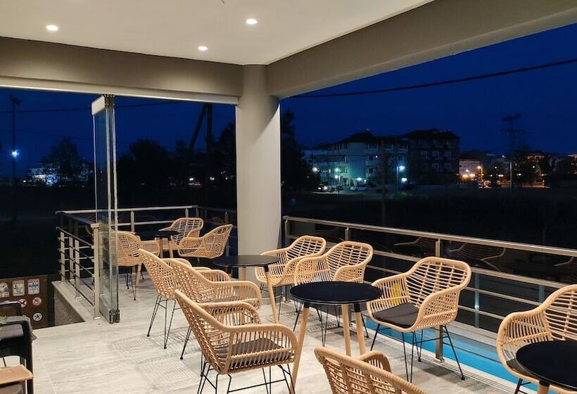 פנסיון Peloton Inn