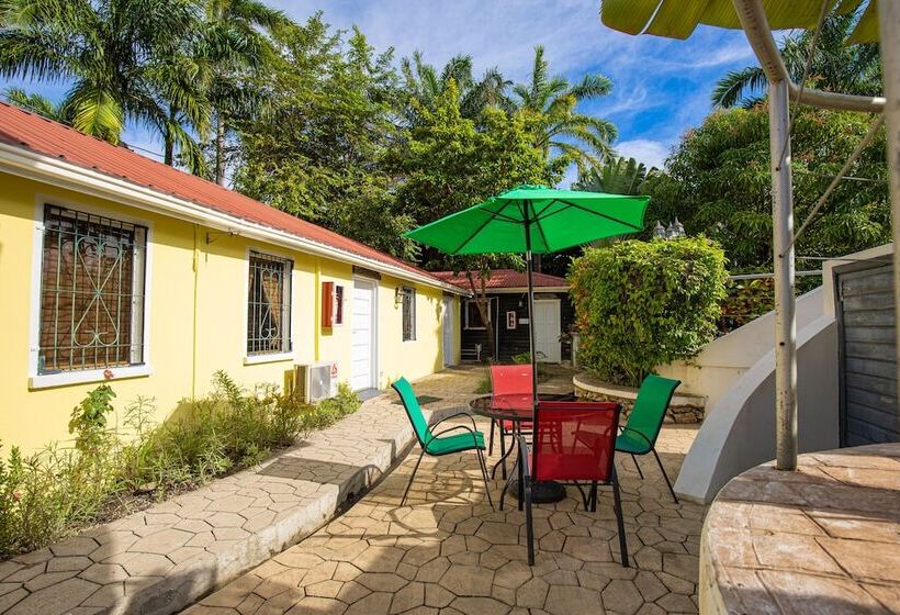 Harbour View Boutique Hotel & Wellness Retreat