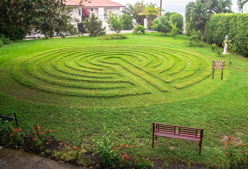 Harbour View Boutique Hotel & Wellness Retreat