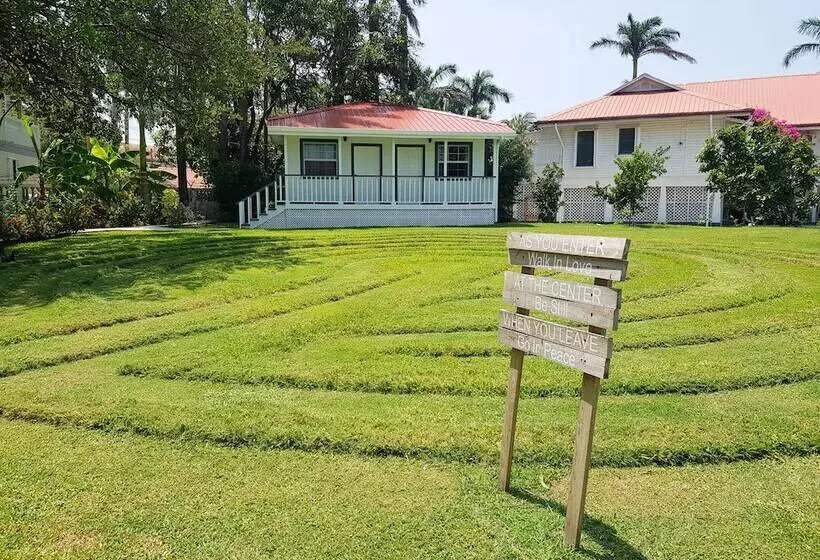 Harbour View Boutique Hotel & Wellness Retreat