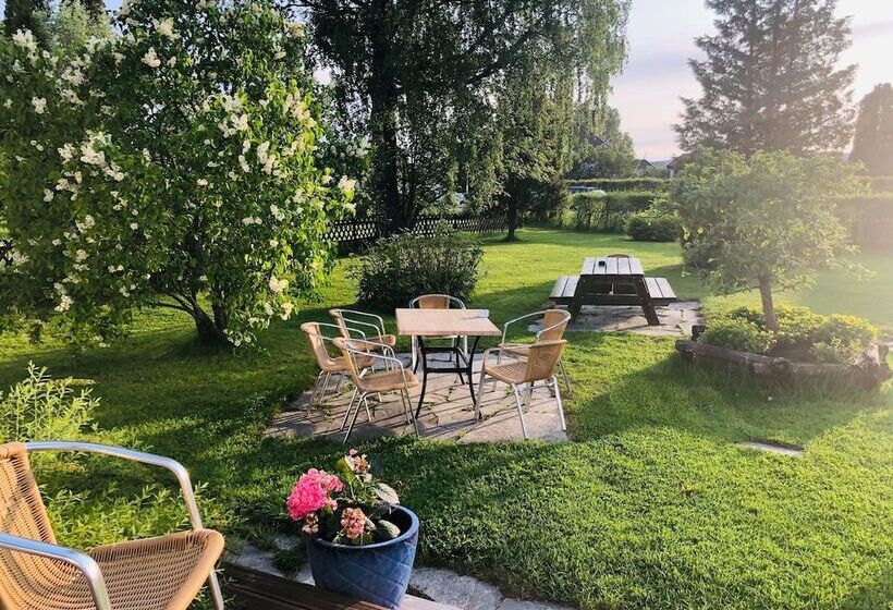 簡易ホテル Skaslien Hotel & Guesthouse