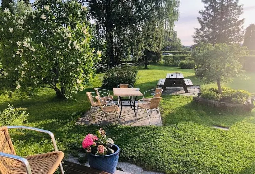 簡易ホテル Skaslien Hotel & Guesthouse