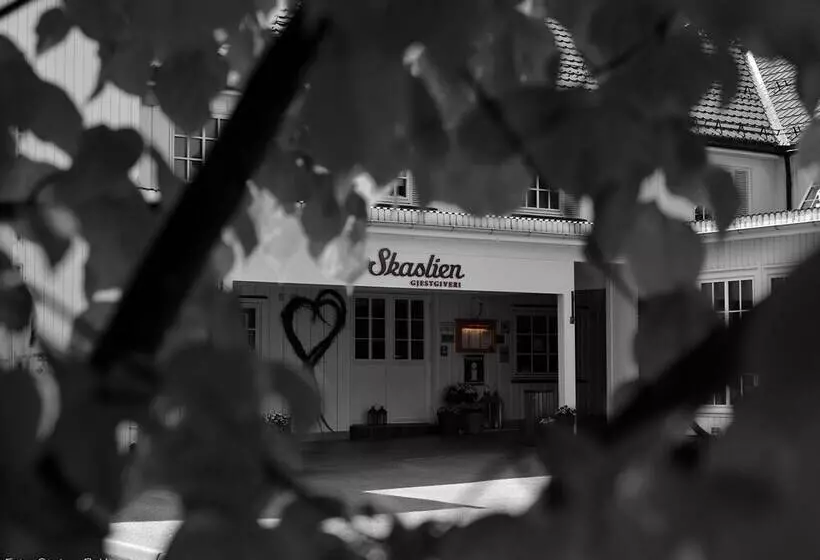 簡易ホテル Skaslien Hotel & Guesthouse