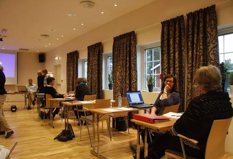 簡易ホテル Skaslien Hotel & Guesthouse