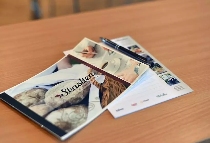 簡易ホテル Skaslien Hotel & Guesthouse