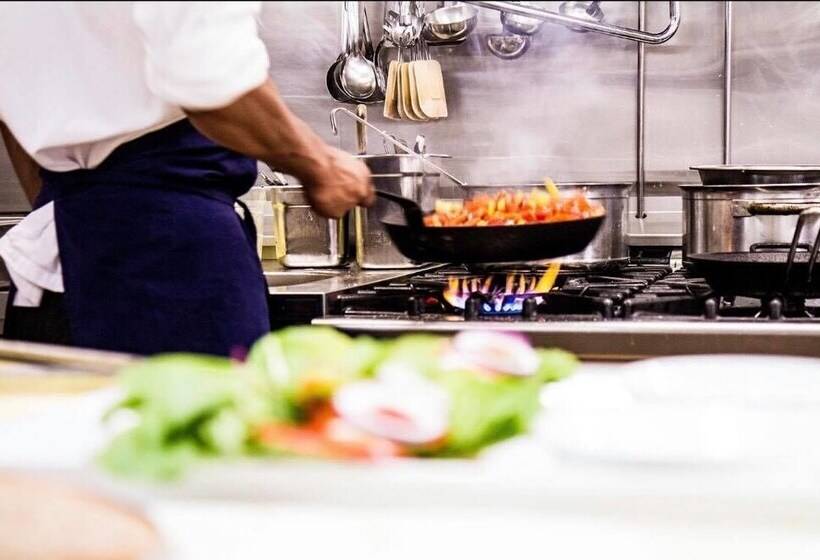 簡易ホテル Skaslien Hotel & Guesthouse