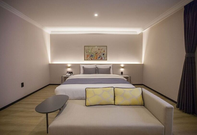 Browndot Hotel Masan Odong