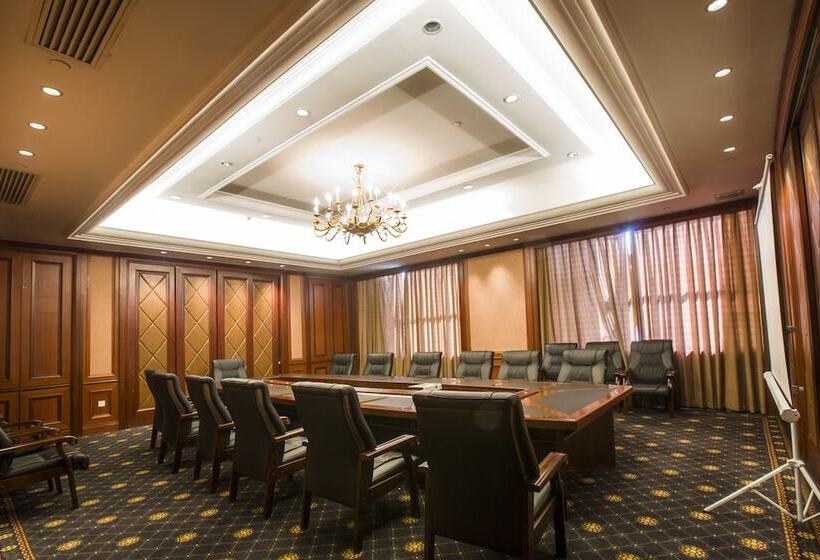 Hotel Daxinganling Jinma Palace