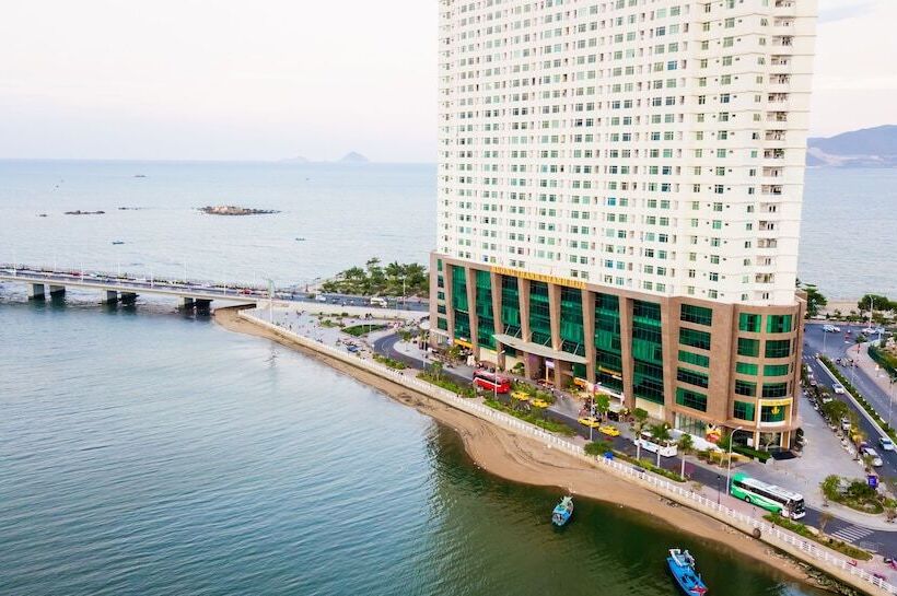 هتل Muong Thanh Luxury Khanh Hoa