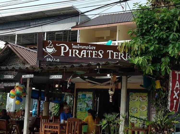 Szálloda Hostel Beach Pirates Terrace