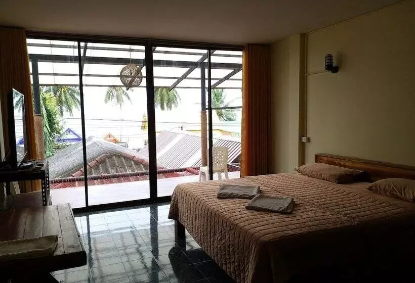 Hotelli Hostel Beach Pirates Terrace