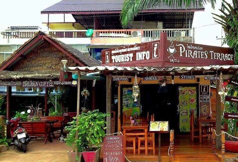 Szálloda Hostel Beach Pirates Terrace